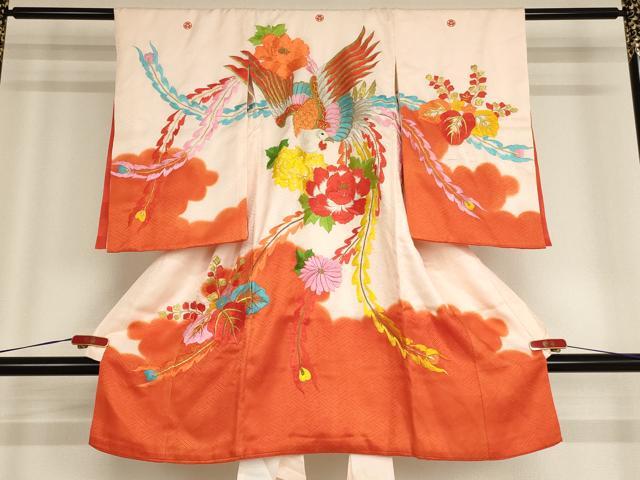 平和屋着物[]お宮参り　女の子　祝着　産着　初着　のしめ　総刺繍　鳳凰花文　暈し染め　金銀糸　逸品　AABE2426ja