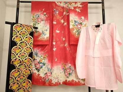 平和屋着物[]七五三　女の子　７歳　祝着　四つ身　長襦袢(無双仕立て・半衿刺繍)・袋帯セット　草花文　暈し染め　金彩　逸品　AABE2428ja