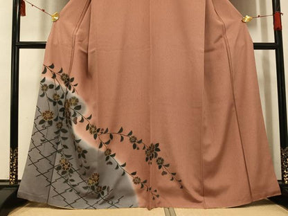 平和屋着物●訪問着　枝垂れ花文　暈し染め　金彩　正絹　逸品　AABE2589ph