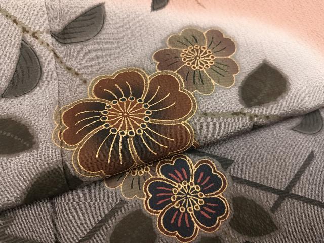 平和屋着物●訪問着　枝垂れ花文　暈し染め　金彩　正絹　逸品　AABE2589ph