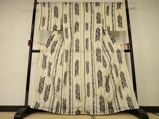 平和屋着物＊夏物 小紋 絽 矢羽草花文 洗える着物 AABE2617jd