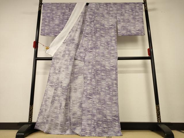 平和屋着物＊夏物　小紋　紗　格子　洗える着物　AABC9891jd 平和屋着物＊夏物 小紋 紗 花唐草文 洗える着物 AABC9900jdの通販はau