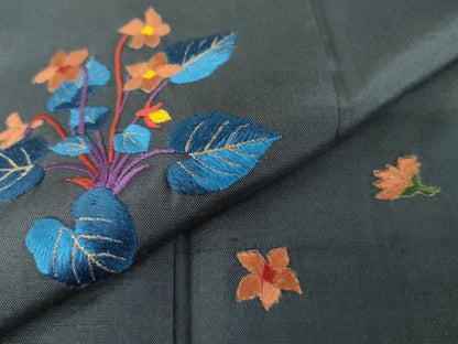 平和屋着物●色留訪問着 紬地 刺繍 草花文 金糸 正絹 逸品 AABE2777cs