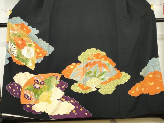 平和屋着物●京和工藝　友禅　黒留袖　駒刺繍　扇面草花文　金糸　金彩　正絹　逸品　AABE2784cs