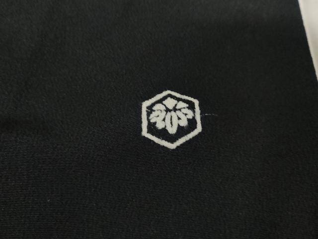 平和屋着物●京和工藝　友禅　黒留袖　駒刺繍　扇面草花文　金糸　金彩　正絹　逸品　AABE2784cs