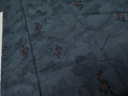 平和屋着物●本塩沢　110亀甲　葡萄蔦の葉文　正絹　逸品　AABE2850cs