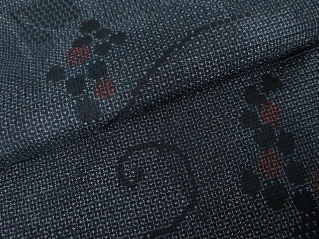 平和屋着物●本塩沢　110亀甲　葡萄蔦の葉文　正絹　逸品　AABE2850cs