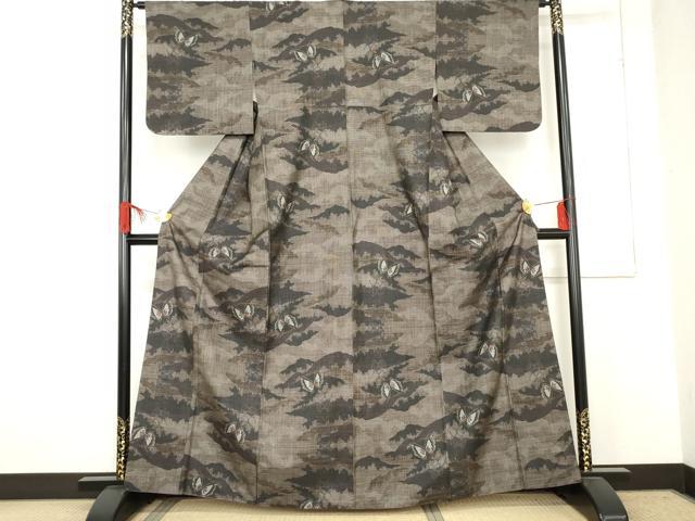 平和屋着物●本場大島紬 一元7マルキ 舞蝶文 正絹 逸品 AABE2918cs