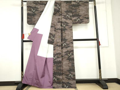 平和屋着物●本場大島紬 一元7マルキ 舞蝶文 正絹 逸品 AABE2918cs