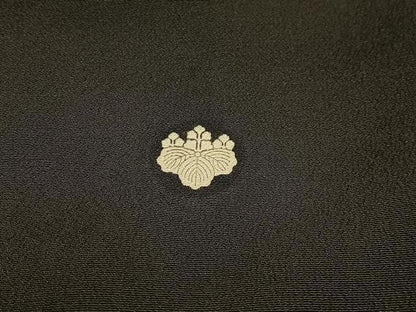 平和屋着物■豪華黒留袖　駒刺繍　花鳥文　暈し染め　金銀糸　金銀彩　正絹　逸品　AABE3302oa