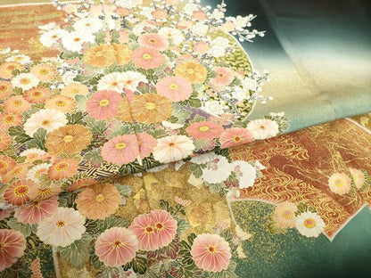 平和屋着物●京友禅の第一人者 松井青々 黒留袖 駒刺繍 地紙花丸文 上代180万 浜ちりめん 金銀彩 仮絵羽 正絹 逸品 未使用 AABE3431ck