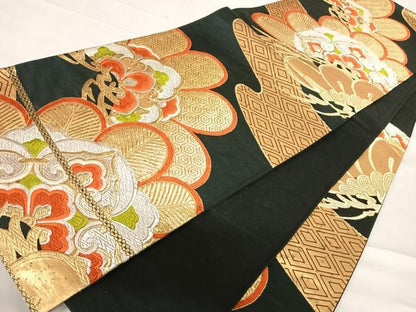 平和屋着物◎六通柄袋帯　唐織　流水笠松花文　黒地　金銀糸　正絹　逸品　AABE3565yx