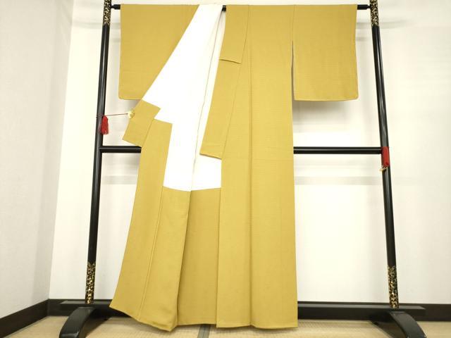 平和屋着物●増井一平の世界 色無地 三日月地紋 山吹茶色 正絹 逸品 AABE4189ck