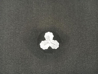 平和屋着物■豪華黒留袖　駒刺繍　扇面草花文　金彩　正絹　逸品　AABE4224uw