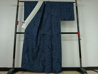 平和屋着物▽本場大島紬 薩摩結城 単衣 亀甲花文 反端付き 正絹 逸品 AABE4265jh
