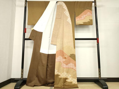 平和屋着物●訪問着　駒刺繍　絞り　遠山吉祥文　金彩　正絹　逸品　AABE4442ck