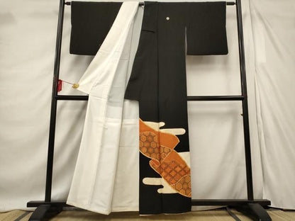 平和屋着物■豪華黒留袖　駒刺繍　吉祥絵巻文　金彩　正絹　逸品　AABE4515st