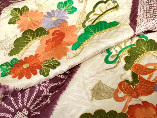 平和屋着物●豪華振袖　駒刺繍　絞り　吉祥花松文　金糸　金彩　正絹　逸品　AABE5232cs