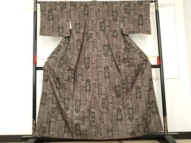 平和屋着物●本場大島紬 一元7マルキ 泥染め 吉祥草花文 正絹 逸品 AABE5236cs
