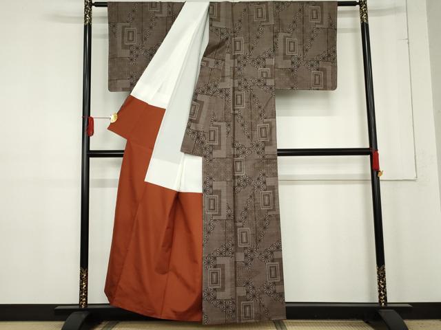 平和屋着物●本場大島紬　一元7マルキ　泥染め　色紙麻の葉文様　正絹　逸品　未使用　AABE5259cs