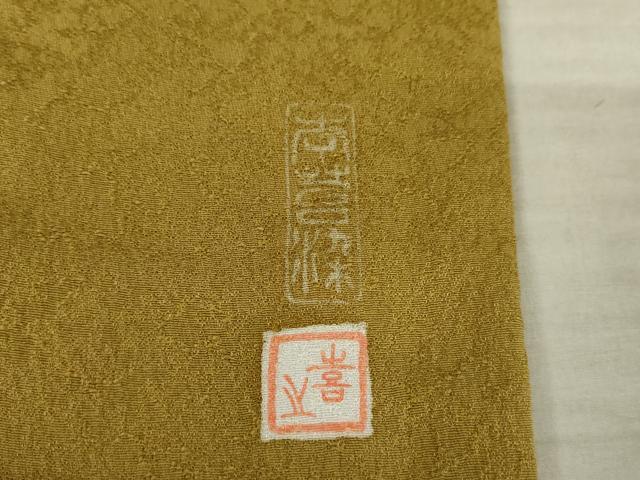 平和屋着物●上質な色無地 作家物 紋意匠 本草木染 山吹茶色 正絹 逸品 AABE5293cs