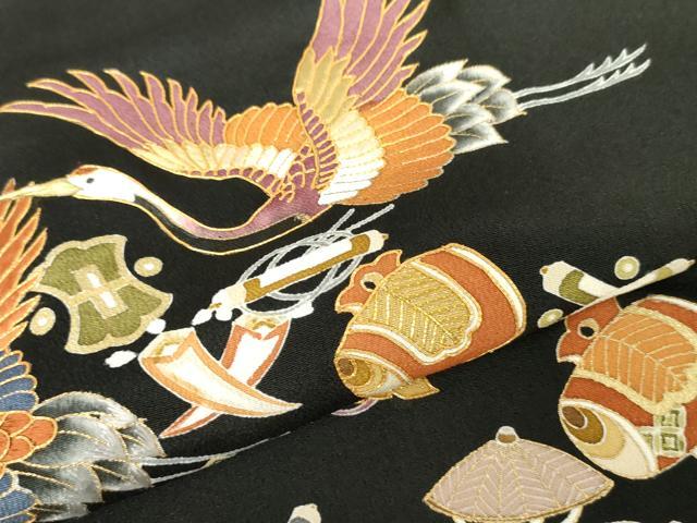 D698 黒留袖　宝尽くし　鶴　金駒刺繍　正絹　着物　袷　極美品 正絹黒留袖駒刺繍飛鶴宝尽くし文金彩