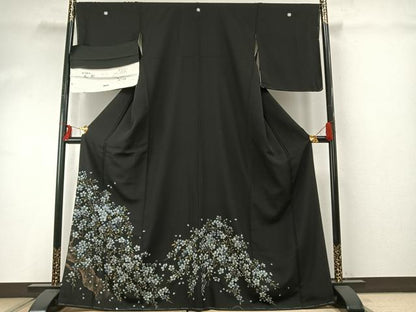平和屋着物●豪華黒留袖　枝花文　夜桜　浜ちりめん　金彩　反端付き　正絹　逸品　未使用　AABE5447fy