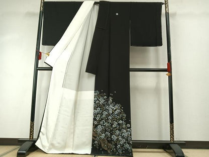 平和屋着物●豪華黒留袖　枝花文　夜桜　浜ちりめん　金彩　反端付き　正絹　逸品　未使用　AABE5447fy