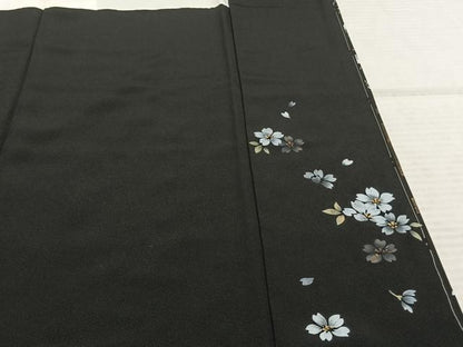 平和屋着物●豪華黒留袖　枝花文　夜桜　浜ちりめん　金彩　反端付き　正絹　逸品　未使用　AABE5447fy