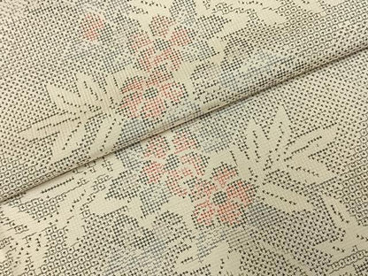 平和屋着物●本場大島紬　白大島　120亀甲　草花文　正絹　逸品　未使用　AABE5484fy