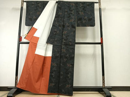 平和屋着物●本場大島紬　カタス7マルキ　純泥染　手織　草花文　畠山紬工場謹製　証紙付き　正絹　逸品　AABE5512fy