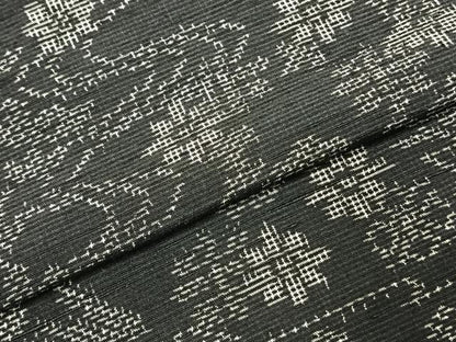 平和屋着物▽上質な紬 単衣 流水花文 黒地 正絹 逸品 AABE5613fy