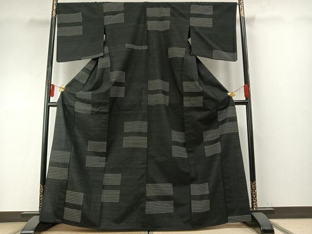 平和屋着物▽上質な紬 単衣 横段格子文 黒地 正絹 逸品 AABE5621fy