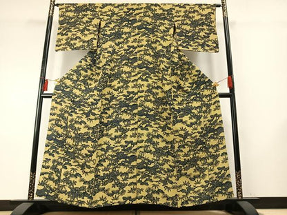 平和屋着物▽上質な小紋 単衣 型染め 松竹梅 鬼しぼ縮緬 正絹 逸品 AABE5673fy