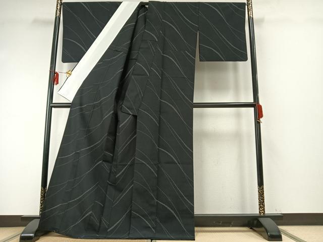 平和屋着物▽本塩沢 単衣 110亀甲 変わり縞 黒地 正絹 逸品 AABE5713fy
