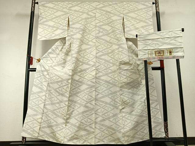 平和屋着物●本場大島紬　白大島　笹竹文　証紙付き　正絹　逸品　AABE5783fy