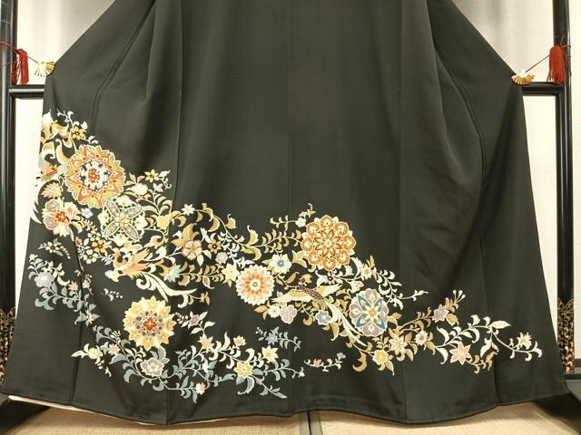 平和屋着物●豪華黒留袖　友禅　駒刺繍　花鳥文　金彩　正絹　逸品　AABE5796fy