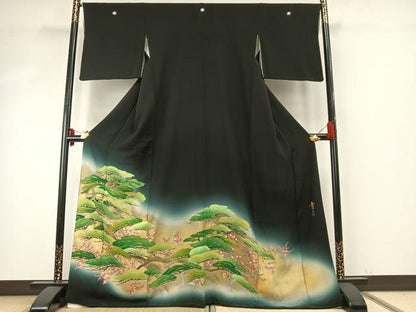 平和屋着物●京友禅の第一人者　松井青々　黒留袖　駒刺繍　梅松文　暈し染め　金彩　正絹　逸品　AABE5805fy