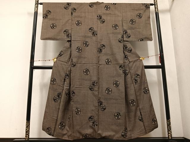平和屋着物●本場大島紬　割込み絣　梅笹丸文　正絹　逸品　AABE5875ph