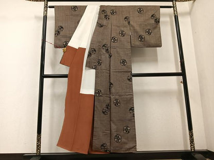 平和屋着物●本場大島紬　割込み絣　梅笹丸文　正絹　逸品　AABE5875ph