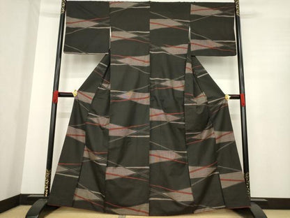 平和屋着物●本場大島紬 カタス9マルキ 幾何学文様 正絹 逸品 AABE5921ck