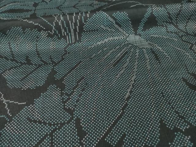 平和屋着物○本場大島紬 葉尽くし 一元絣 黒地 正絹 逸品 AABE5926ck