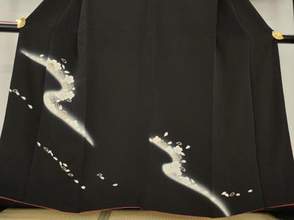 平和屋着物●訪問着　駒刺繍　流水花文　暈し染め　黒地　鬼しぼ縮緬　正絹　逸品　AABE5980ck