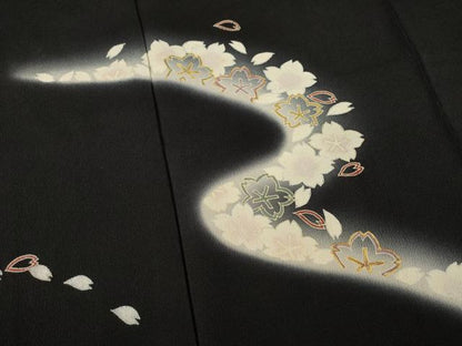平和屋着物●訪問着　駒刺繍　流水花文　暈し染め　黒地　鬼しぼ縮緬　正絹　逸品　AABE5980ck