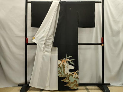 平和屋着物■黒留袖　刺繍　流水笹葉文　金糸　金彩　AABE6285sx