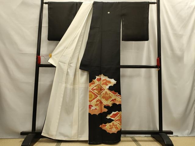 平和屋着物■豪華黒留袖　駒刺繍　雲取双鶴花菱文　正絹　逸品　AABE6380sx