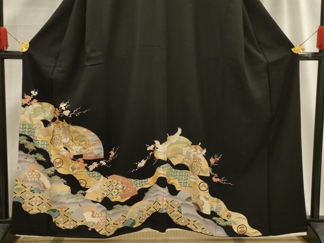 平和屋着物■豪華黒留袖　道長飛鶴御所車花文　金彩　正絹　逸品　AABE6657sx