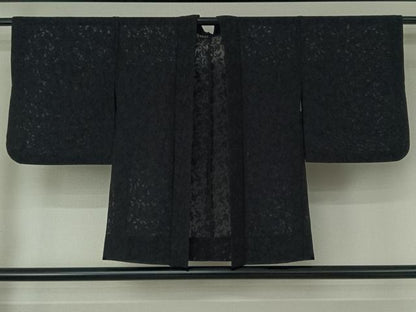 平和屋着物▽羽織 スリーシーズン 春夏秋 塵除け 花唐草地紋 暗黒色 正絹 逸品 AABE6710jh