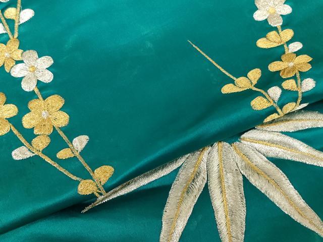 平和屋本店●色打掛　花嫁　婚礼　和装　神社挙式　結婚式　総刺繍　金銀糸　群れ鶴花文　逸品　AABE6747ou