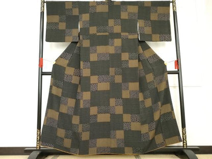 平和屋着物●上質な小紋　変り市松　黒地　正絹　逸品　AABE7031cs